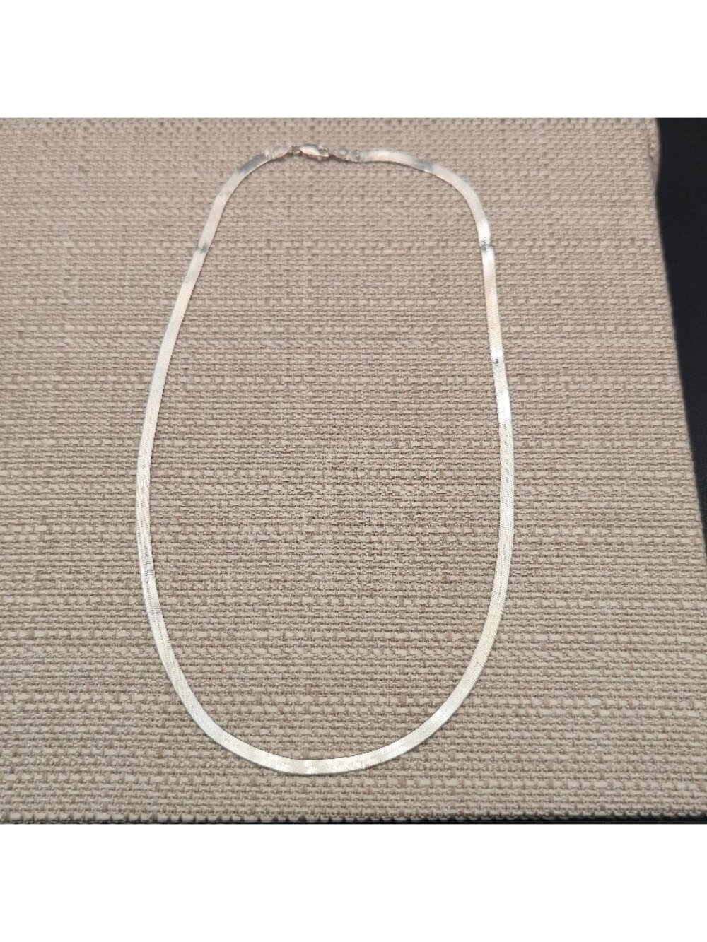 18 Inch Sterling Silver Flat Herringbone Chain Necklace B1539